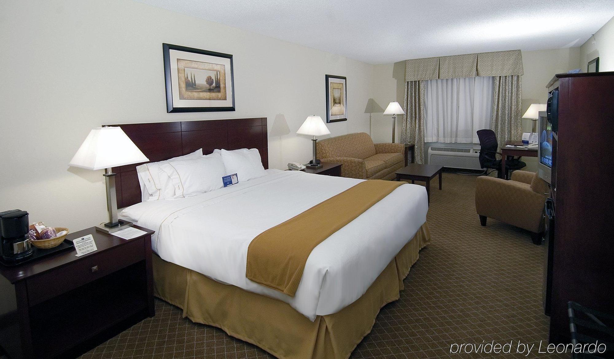Holiday Inn Express Warrenton, An Ihg Hotel Room photo